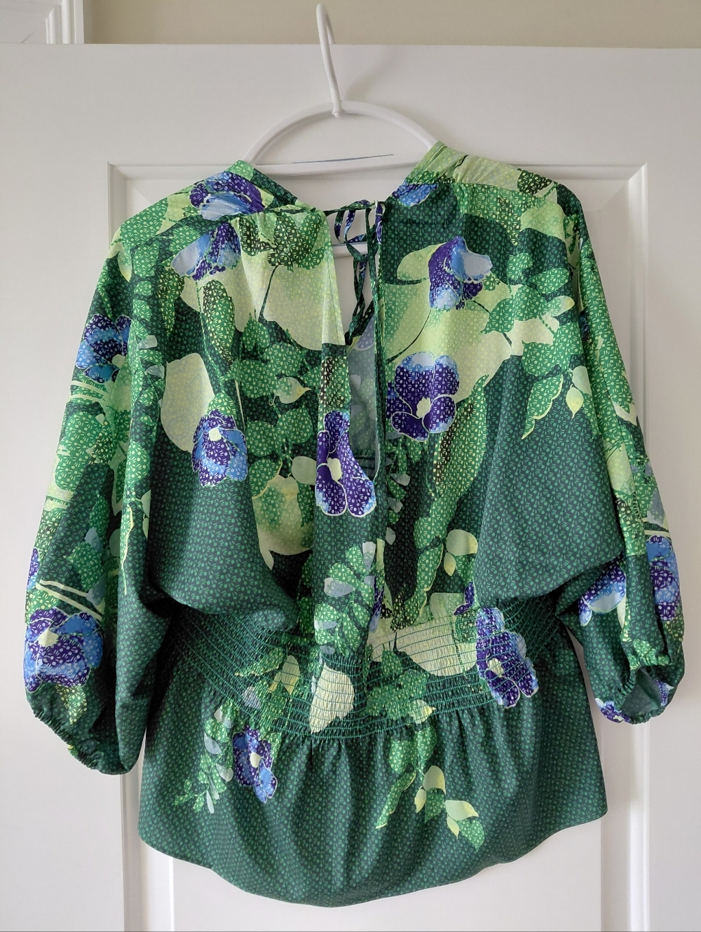 White House Black Market Green and Blue Floral Kimono Blouse